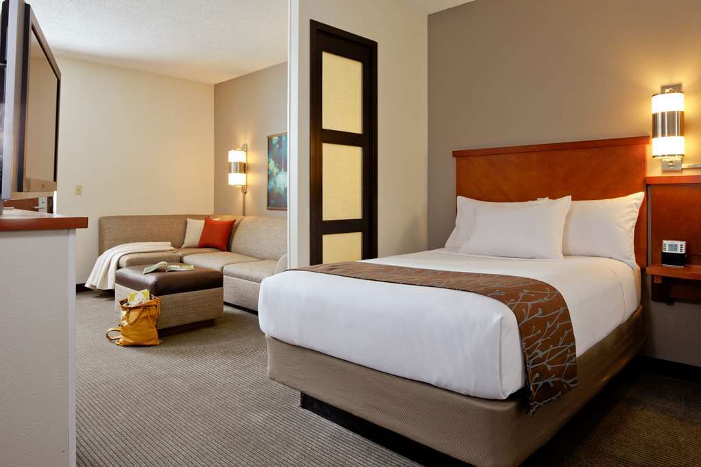 Hyatt Place Atlanta / Alpharetta / Windward Parkway Room photo